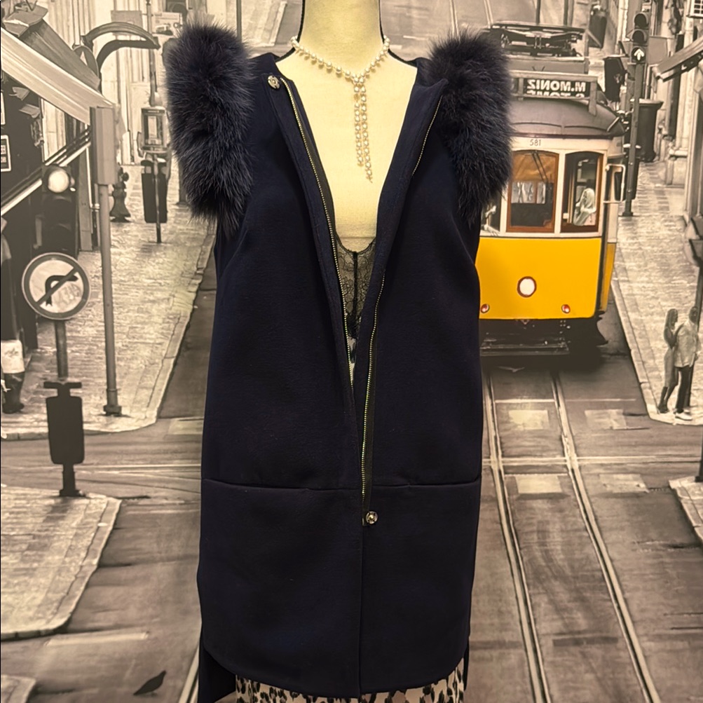 Chic Navy Vest With Real Fox Fur Trim
